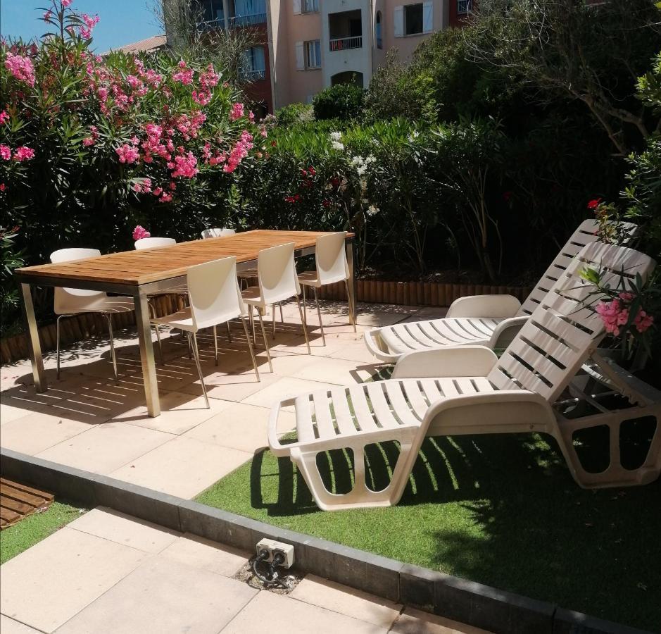 Appartement Zen A Frejus Avec Jardin, Piscine, Tennis, Proche Mer エクステリア 写真