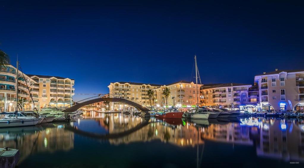 Appartement Zen A Frejus Avec Jardin, Piscine, Tennis, Proche Mer エクステリア 写真