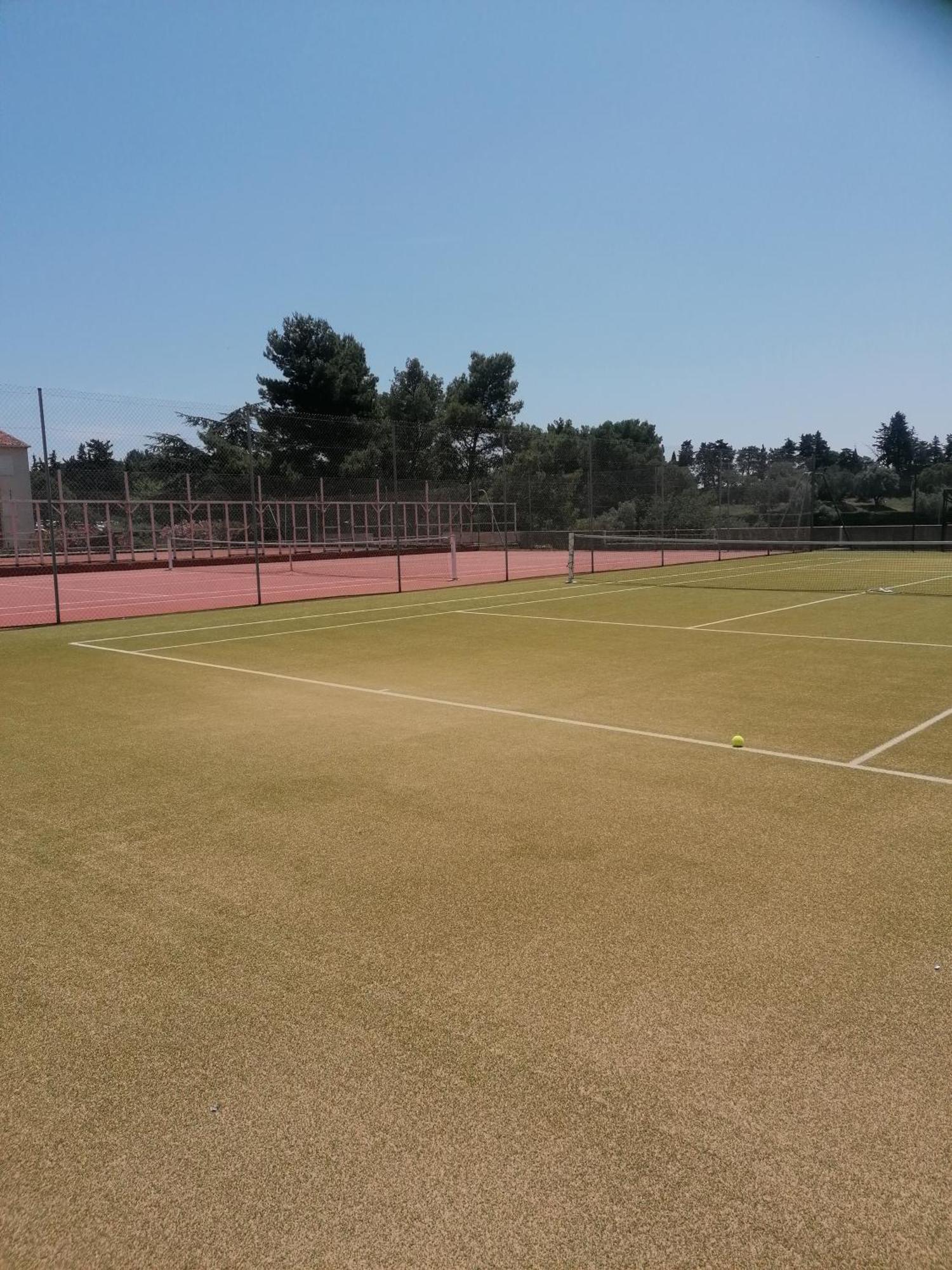 Appartement Zen A Frejus Avec Jardin, Piscine, Tennis, Proche Mer エクステリア 写真